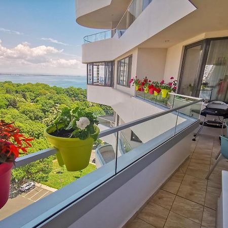 Luxury Apartments Alix Бургас Экстерьер фото