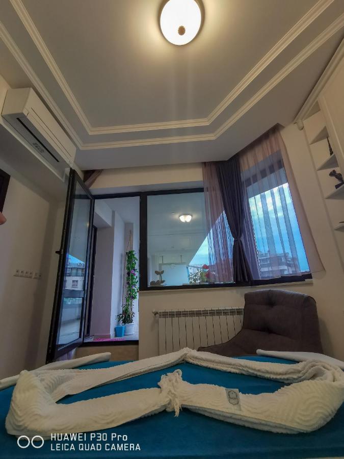 Luxury Apartments Alix Бургас Экстерьер фото