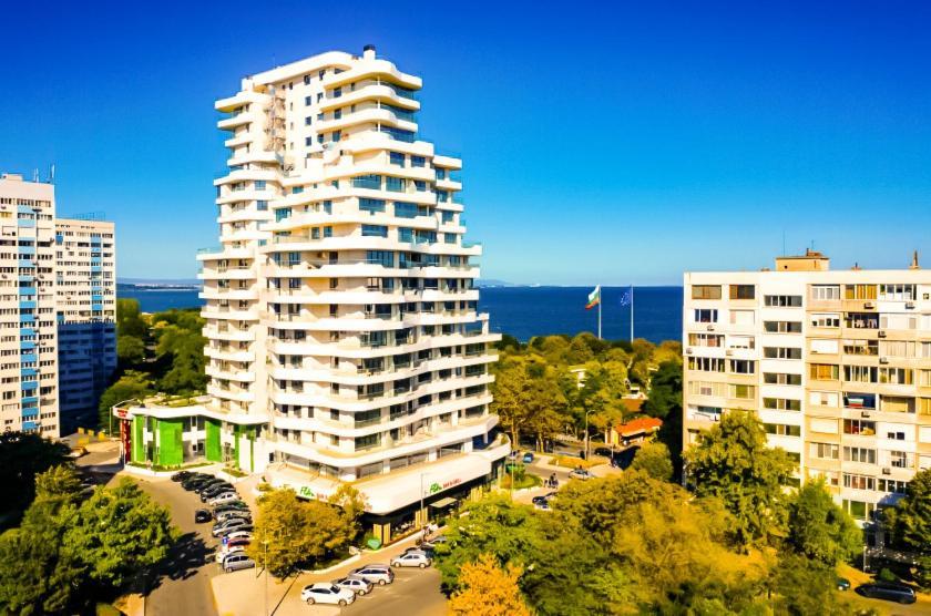 Luxury Apartments Alix Бургас Экстерьер фото
