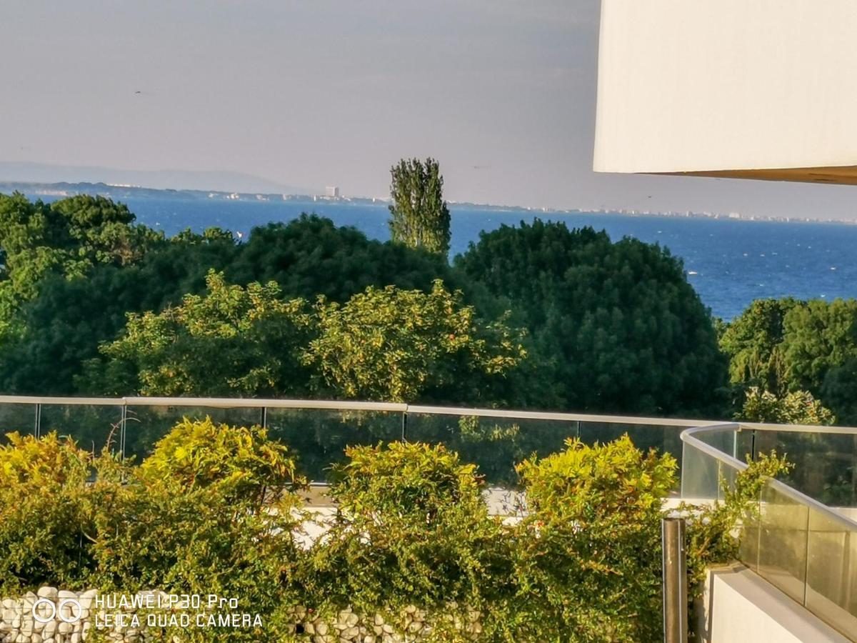 Luxury Apartments Alix Бургас Экстерьер фото