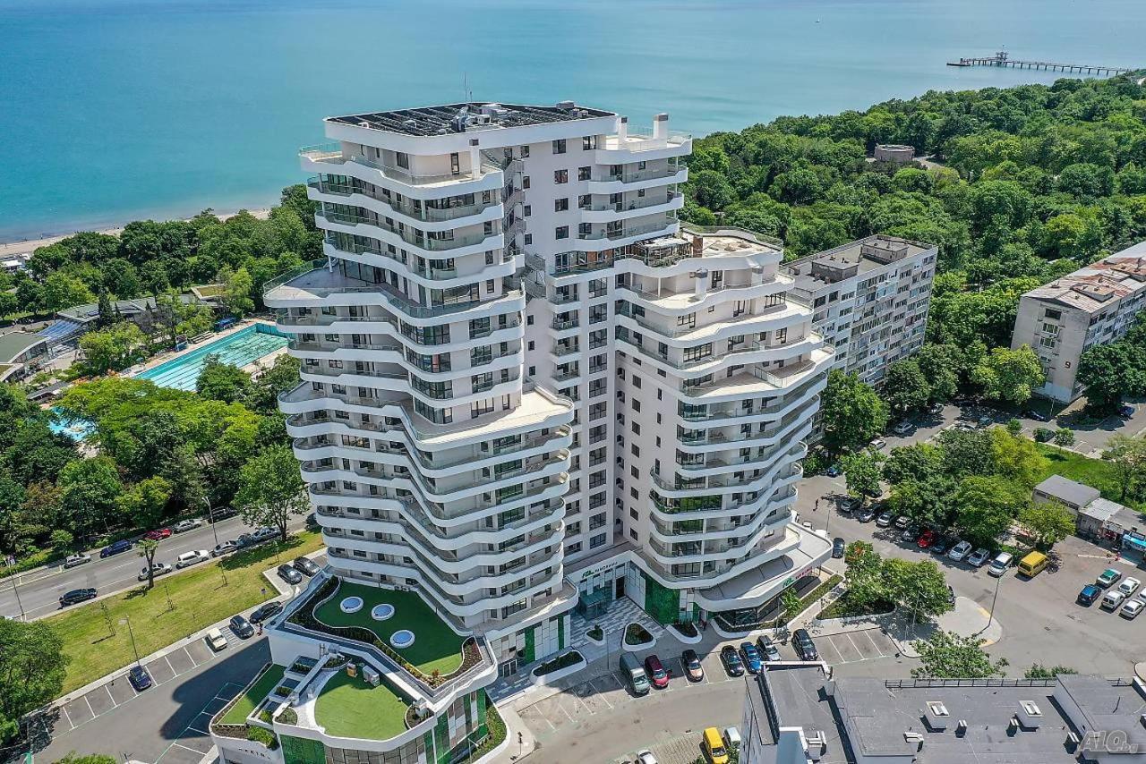 Luxury Apartments Alix Бургас Экстерьер фото